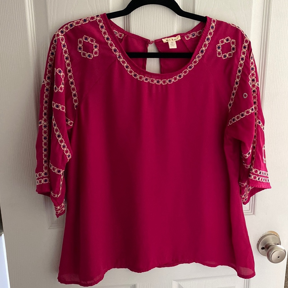 Miami Fuschia Blouse from Francesca’s - M - NEVER WORN